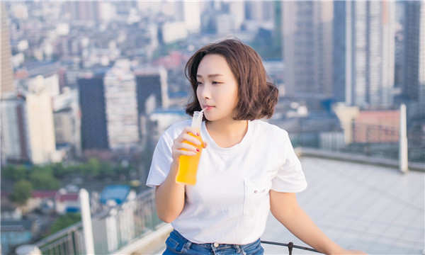 六合关于试管代生助孕多少钱的详尽分析与指导